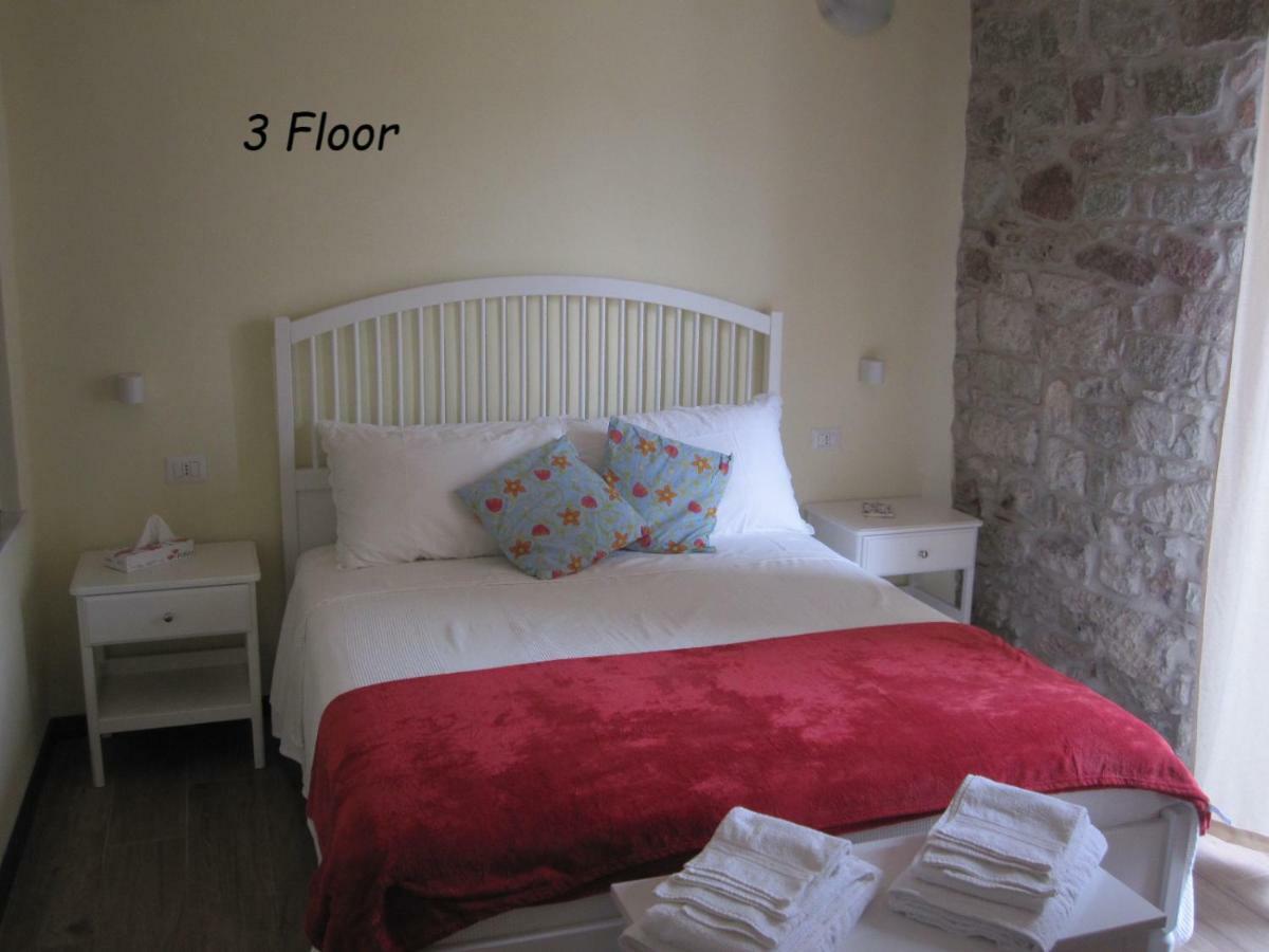 Bomarosa B&B Bosa Extérieur photo